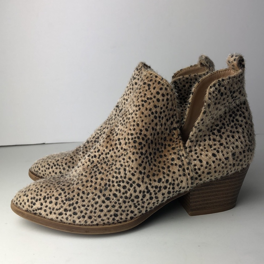 CL by Laundry Cheetah Ankle Boots 6 - Picture 7 of 11